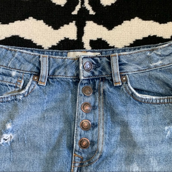 Free People We The Free Harvey Distressed Denim Mini Skirt Exposed Button Fly 26 - Picture 8 of 13
